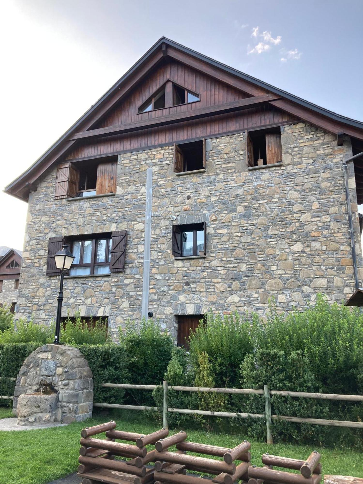 Apartamento A10 De Formigal, 9 Personas Y Garaje Escarrilla Dış mekan fotoğraf